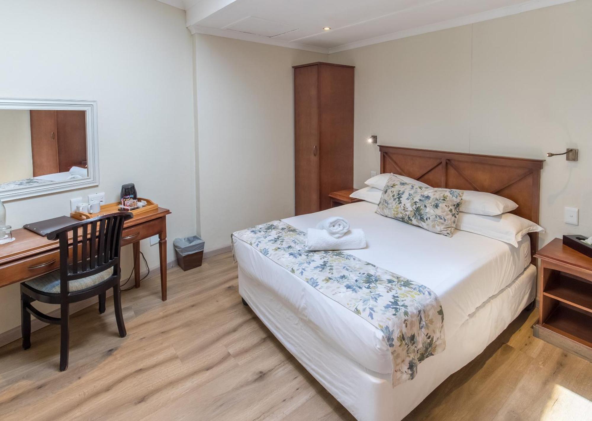 Avalon Springs By Dream Resorts Montagu Esterno foto